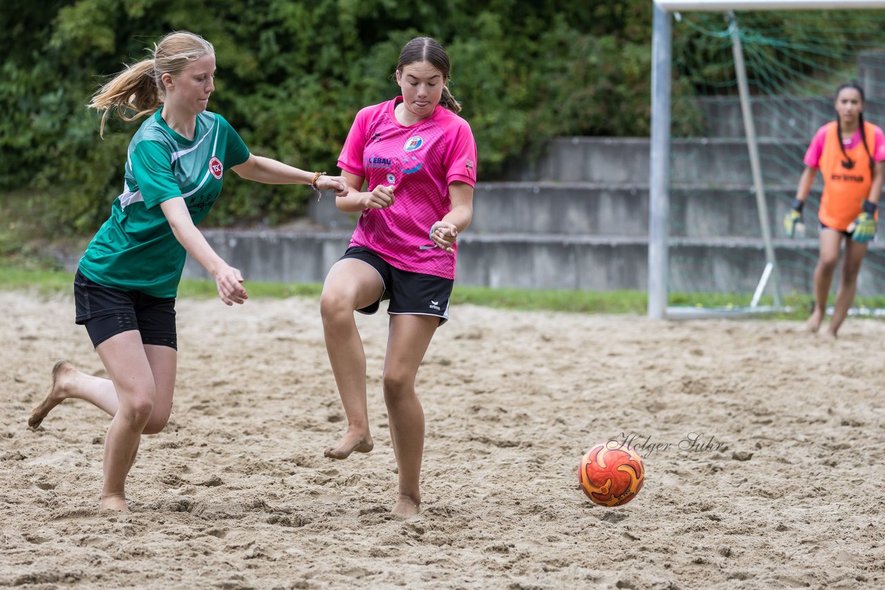 Bild 80 - wBJ/wCJ Beachsoccer Cup